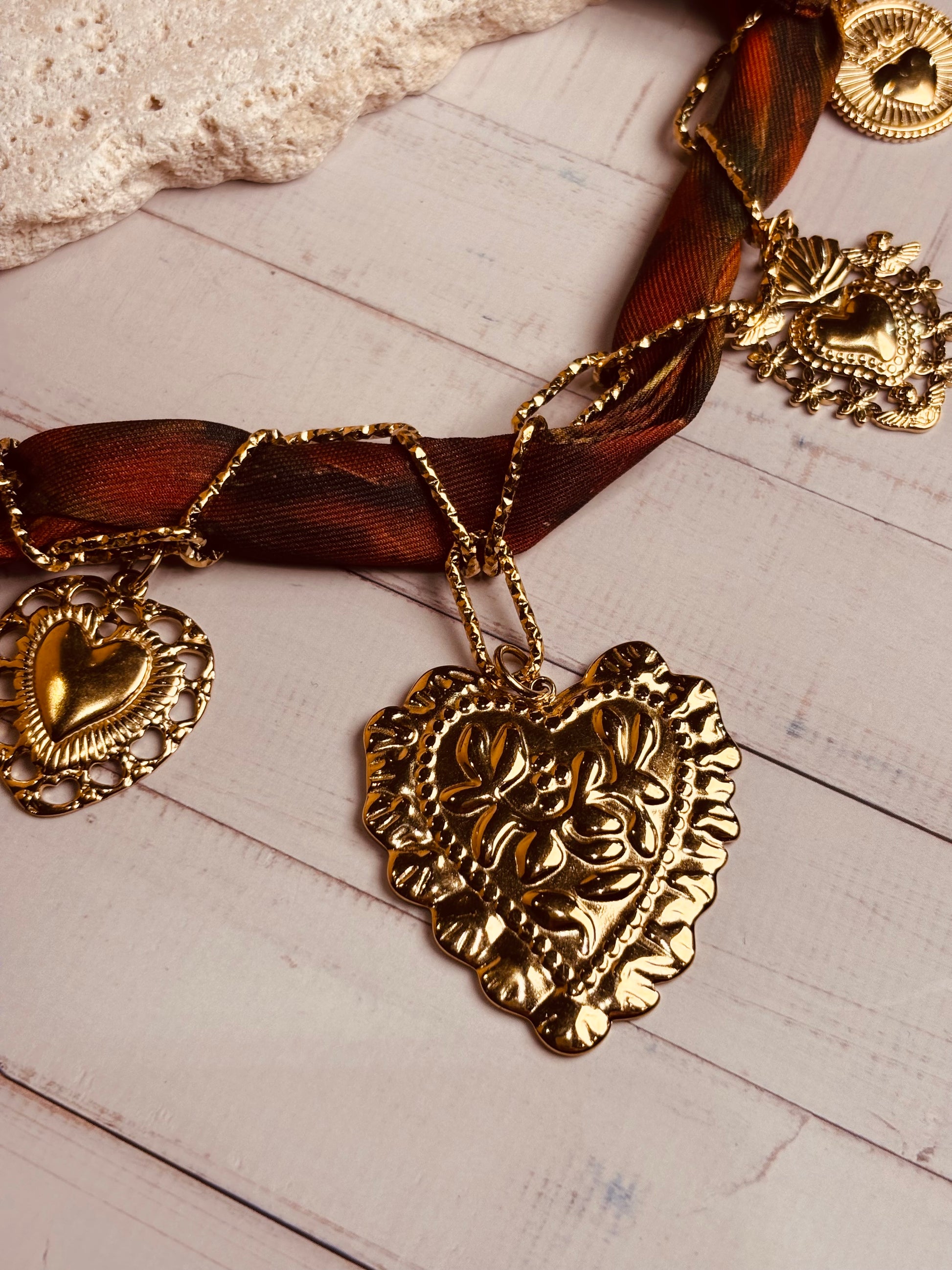 Collana Foulard Cuori e Catena