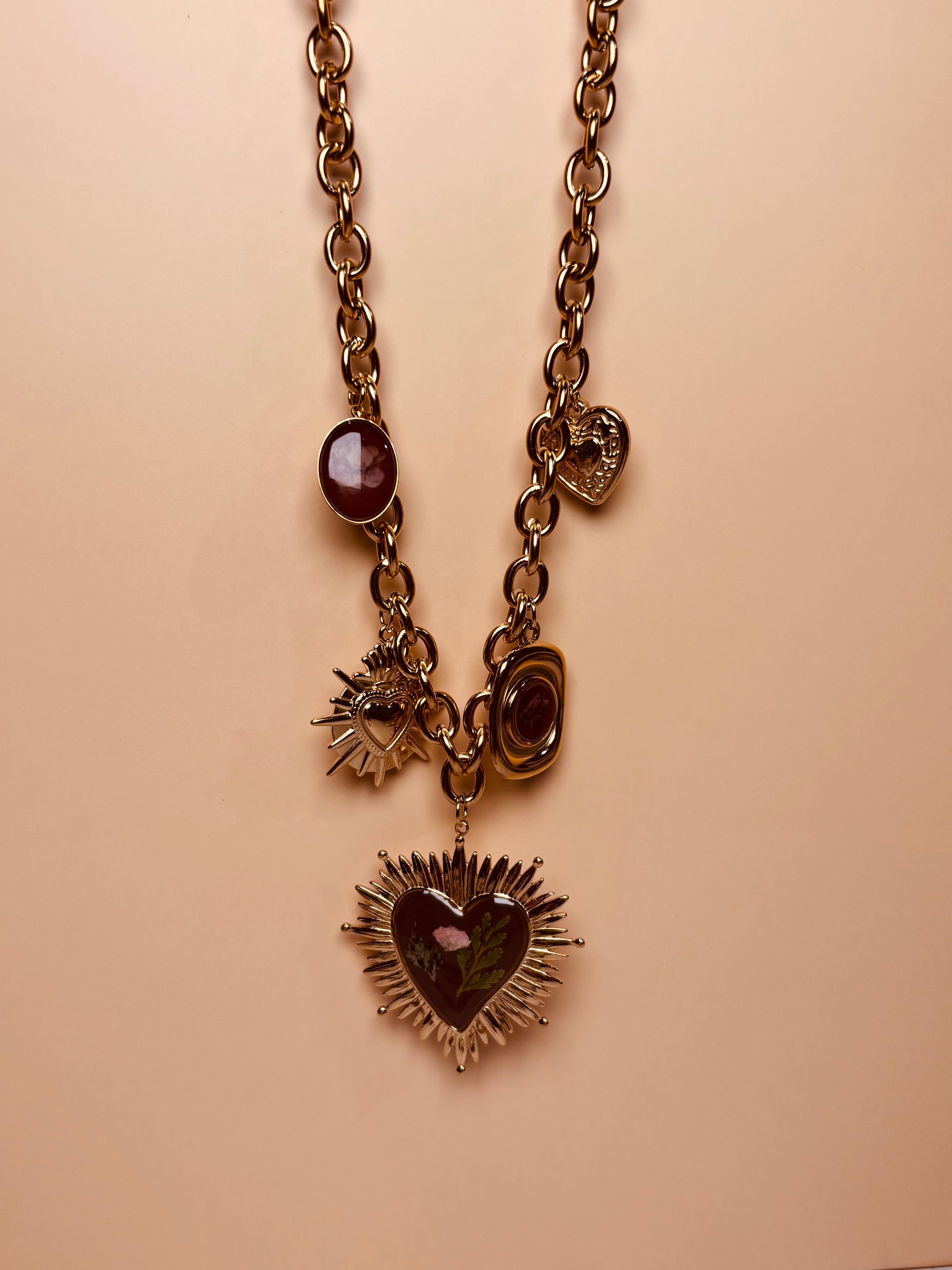 Collana Cuore Sacro Fiori