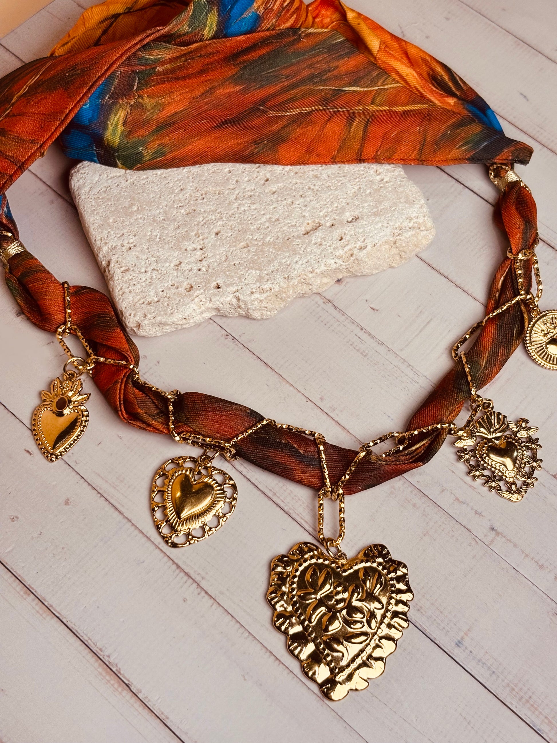 Collana Foulard Cuori e Catena