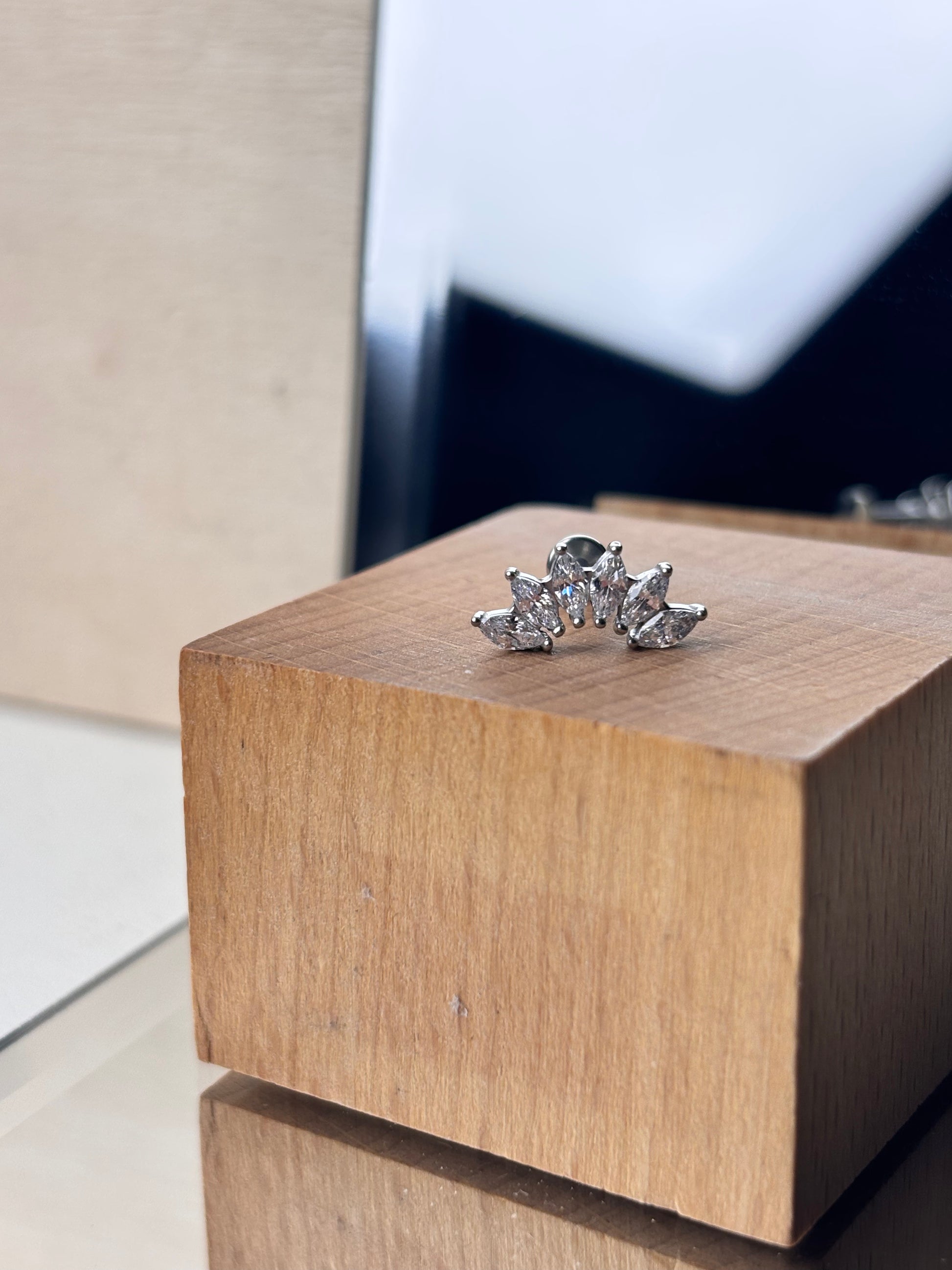 Piercing ARCO MARQUISE