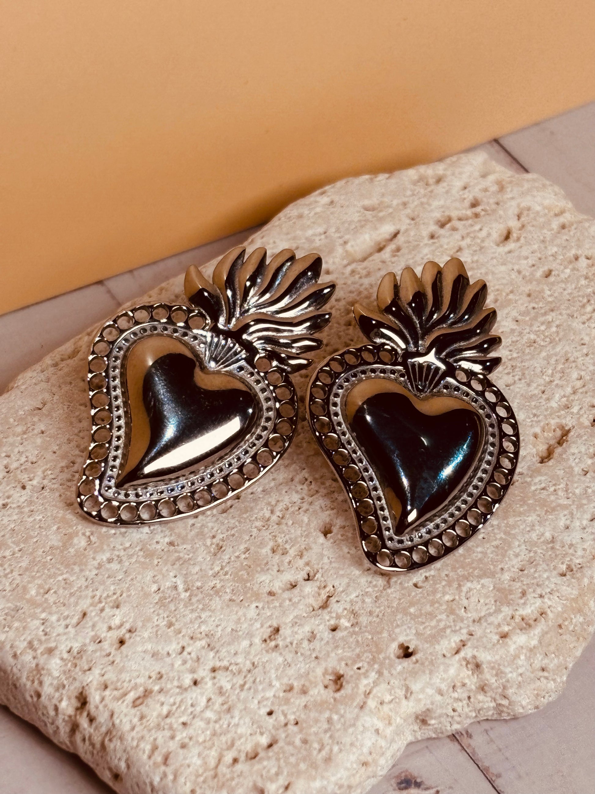 Orecchini Cuore Sacro Fiamma